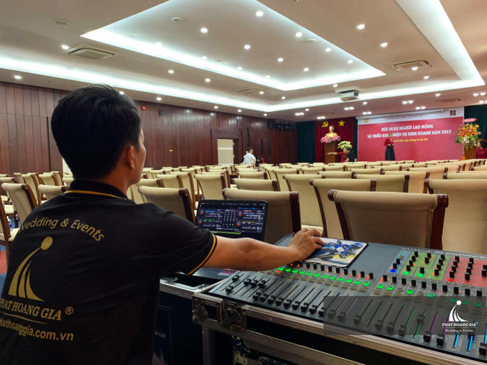 HỘI NGHỊ NGƯỜI LAO ĐỘNG VÀ TRIỂN KHAI NHIỆM VỤ KINH DOANH 2023 - AGRIBANK CHI NHÁNH SÀI GÒN