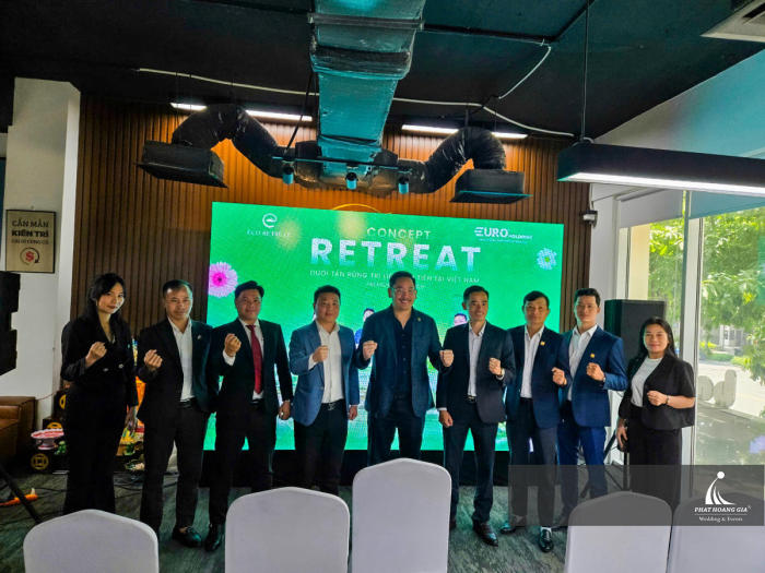 WORKSHOP: CONCEPT RETREAT - EURO HOLDINGS