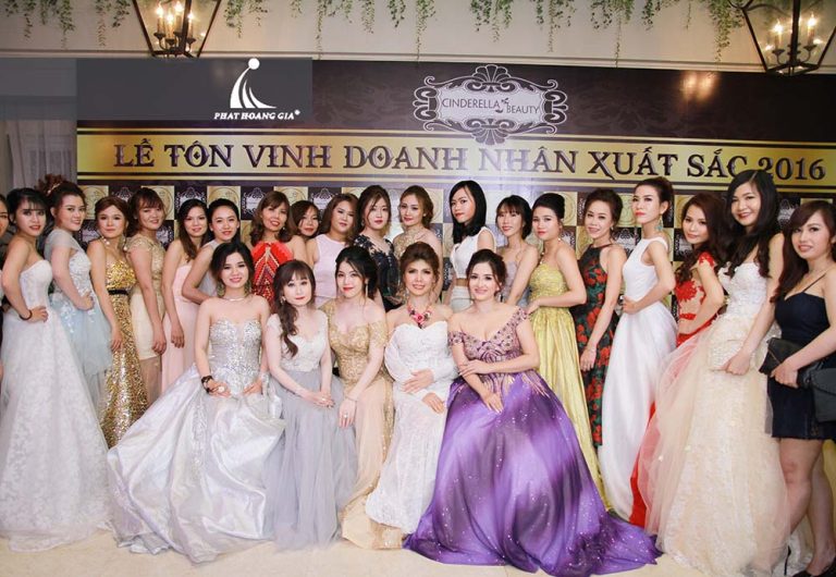 LỄ TÔN VINH DOANH NHÂN XUẤT SẮC CINDERELLA BEAUTY