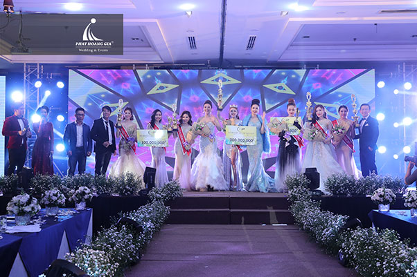 TÔN VINH DOANH NHÂN TIÊU BIỂU THƯƠNG HIỆU MỸ PHẨM NELLY.P