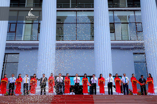 KHÁNH THÀNH TRỤ SỞ TÒA ÁN NHÂN DÂN CẤP CAO TẠI TPHCM