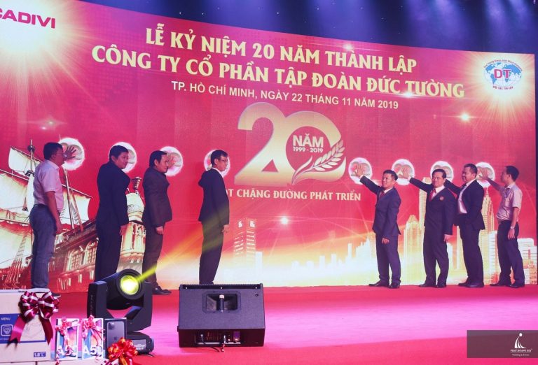 LỄ KỶ NIỆM 20 NĂM THÀNH LẬP TẬP ĐOÀN ĐỨC TƯỜNG