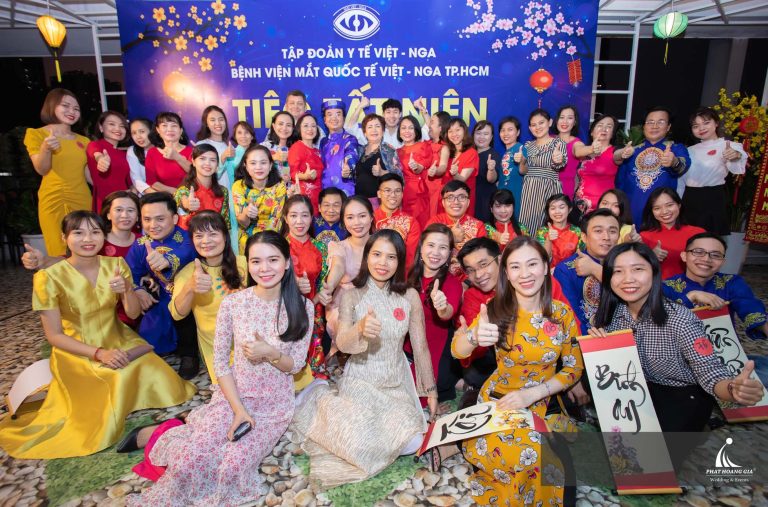 TIỆC TẤT NIÊN BỆNH VIỆN MẮT QUỐC TẾ VIỆT NGA