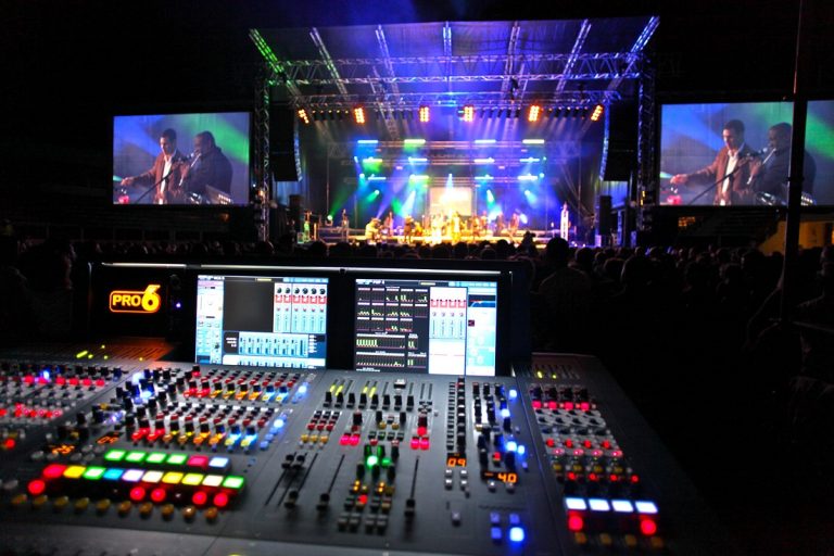 CUNG CẤP THIẾT BỊ SỰ KIỆN TỔ CHỨC SỰ KIỆN TIỆC TẤT NIÊN CHUYÊN NGHIỆP NHẤT 2020