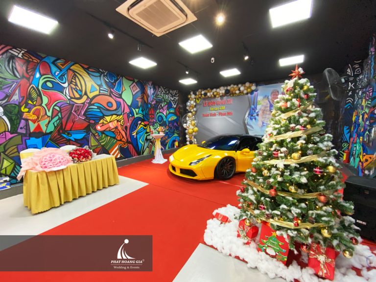 LỄ BÀN GIAO XE FERRARI 488