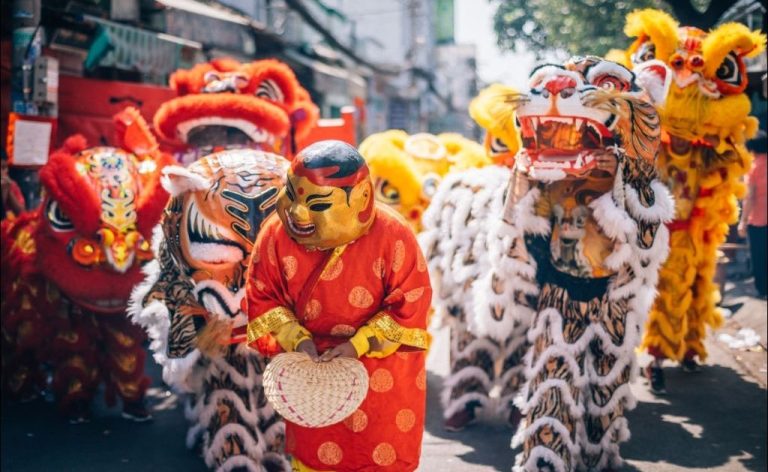Nghệ nhân Múa Lân Sư Rồng Người Giữ Lửa Nghệ Thuật Truyền Thống