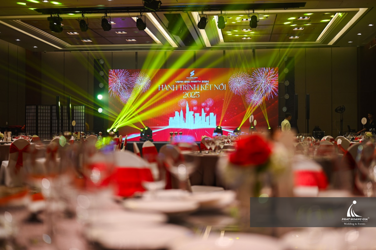 Những hạng mục cần chuẩn bị để tổ chức Year End Party chuyên nghiệp